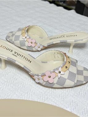 Louis Vuitton Cream & Pink Check Floral Kitten Heel Mules